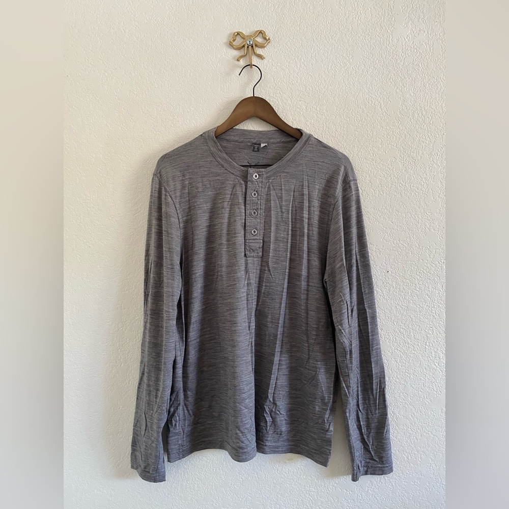 IBEX Men’s Gray Merino Wool Button Long Sleeve Shirt Sz L Base Layer Sports